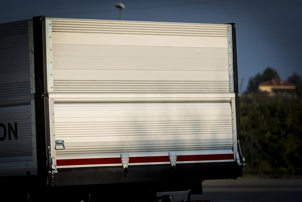 Кран коммунальных служб