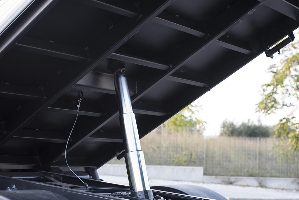 Кран коммунальных служб